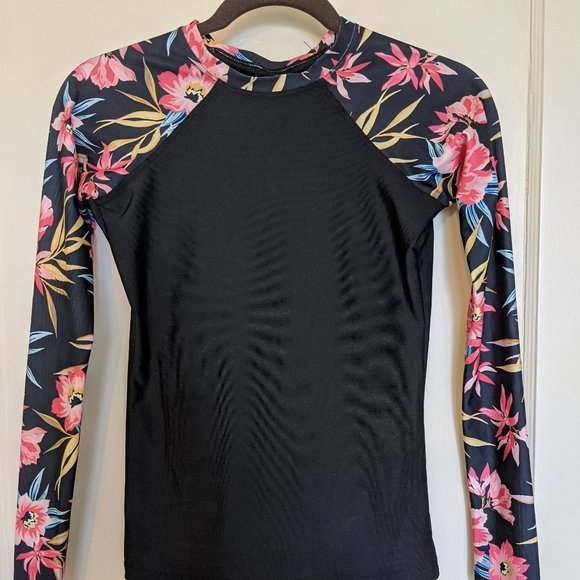 NWOT Women's Billabong Find A Way Rashguard Size S - Picture 1 of 5